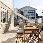 Lidador Boutique Ap With Garden - Alvaro Porto