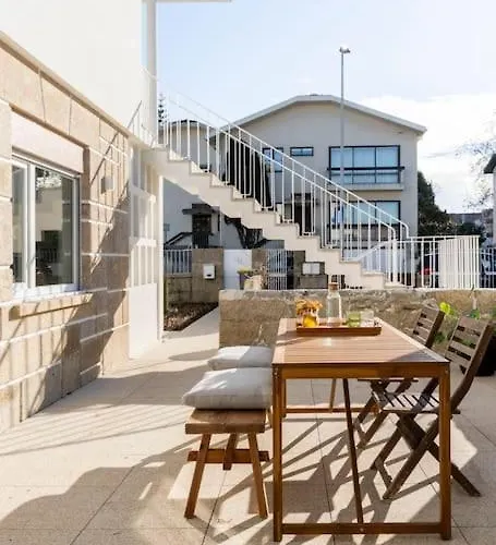 Lidador Boutique Ap With Garden - Alvaro Porto